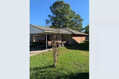 538 Glenvale Drive #B, Houston, TX 77060 - Photo 2