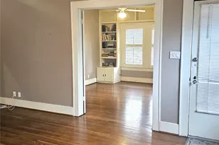 2046 W Main St, Houston, TX 77098 - Photo 6