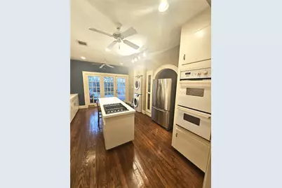 2046 W Main Street, Houston, TX 77098 - Photo 10