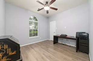 7023 Kendall Lake Ct, Richmond, TX 77407 - Photo 8
