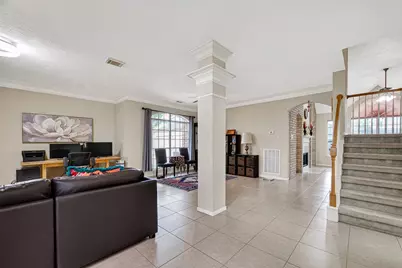 811 Colony Glen Court, Houston, TX 77062 - Photo 4