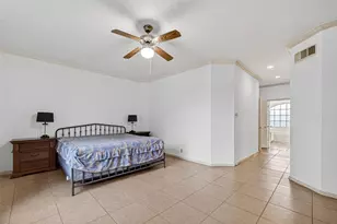 811 Colony Glen Ct, Houston, TX 77062 - Photo 18