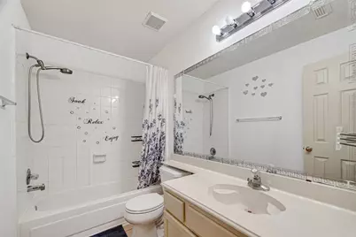 811 Colony Glen Court, Houston, TX 77062 - Photo 32