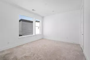 9855 Mocking Bird Hill Ln, Houston, TX 77080 - Photo 10