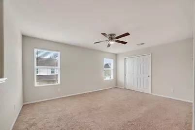 8134 Pastel Dawn Trace Trace, Houston, TX 77049 - Photo 20