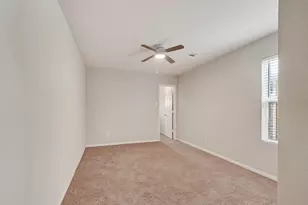8134 Pastel Dawn Trace Trace, Houston, TX 77049 - Photo 32