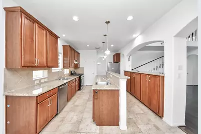 207 Carlie Way, Stafford, TX 77477 - Photo 10