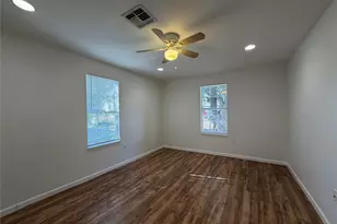 3537 Rebecca St, Houston, TX 77021 - Photo 4