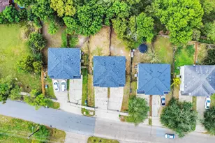 8126 Jutland Rd, Houston, TX 77033 - Photo 4