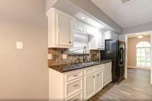 10727 Sagewillow Ln, Houston, TX 77089 - Photo 32