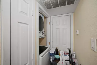 2750 Holly Hall Street #1920, Houston, TX 77054 - Photo 10