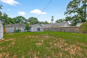 1910 Woodcrest Dr, Houston, TX 77018 - Photo 38
