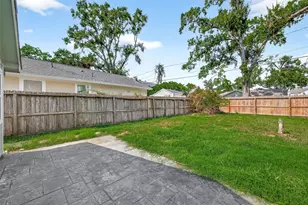 1910 Woodcrest Dr, Houston, TX 77018 - Photo 36