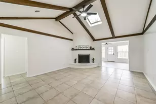 2022 Silver Moon Trail, Crosby, TX 77532 - Photo 4