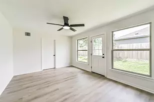 2022 Silver Moon Trail, Crosby, TX 77532 - Photo 24