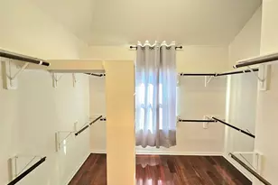 9610 Knights Station Dr, Houston, TX 77045 - Photo 14