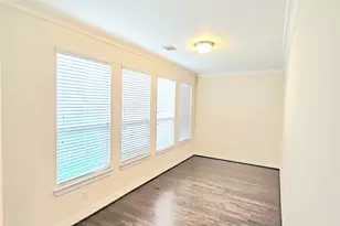 9610 Knights Station Dr, Houston, TX 77045 - Photo 4