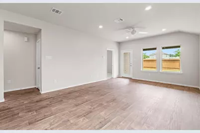 14409 Sugar Pines Drive, Conroe, TX 77302 - Photo 10