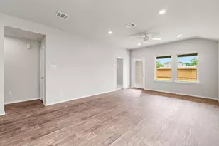 14409 Sugar Pines Dr, Conroe, TX 77302 - Photo 10