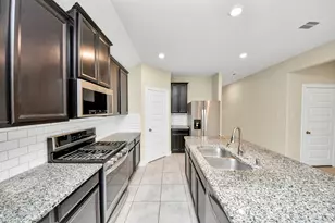 24654 Greenwood Bay Dr, Richmond, TX 77406 - Photo 6