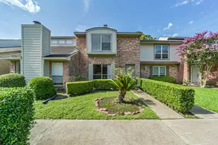 9345 Westwood Village Dr, Houston, TX 77036 - Photo 4