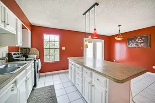 9345 Westwood Village Dr, Houston, TX 77036 - Photo 2