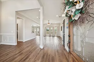 219 Village Dr, Sealy, TX 77474 - Photo 2