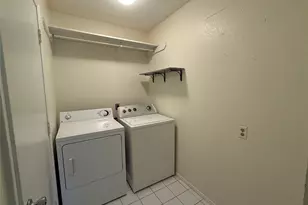 16402 Cavendish Dr, Houston, TX 77059 - Photo 18
