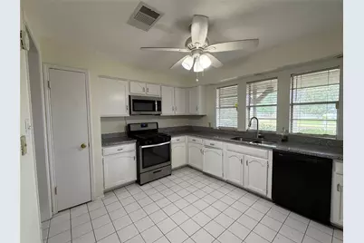16402 Cavendish Drive, Houston, TX 77059 - Photo 8