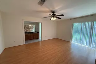 16402 Cavendish Dr, Houston, TX 77059 - Photo 10