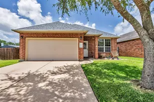 6658 Hawkins Hill Ln, Dickinson, TX 77539 - Photo 1