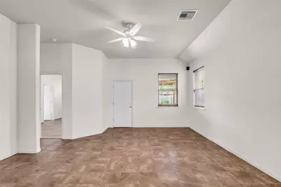 6658 Hawkins Hill Lane, Dickinson, TX 77539 - Photo 16