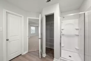 6410 Summer Pass Dr, Houston, TX 77048 - Photo 6