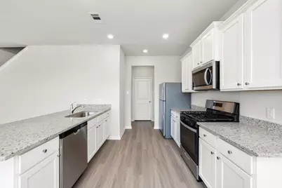 6410 Summer Pass Drive, Houston, TX 77048 - Photo 2