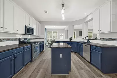 17726 Creek Bluff Lane, Cypress, TX 77433 - Photo 8