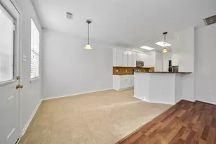 35 Ledgestone Pl, The Woodlands, TX 77382 - Photo 8