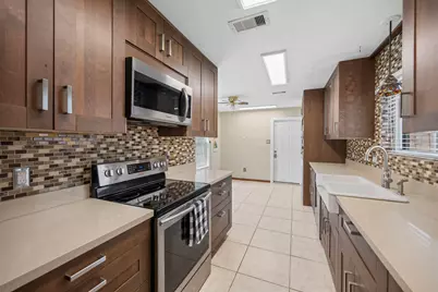 2327 Colonial Ridge Drive, Friendswood, TX 77546 - Photo 1