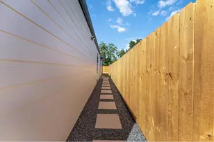 7809 Queen St, Houston, TX 77028 - Photo 22
