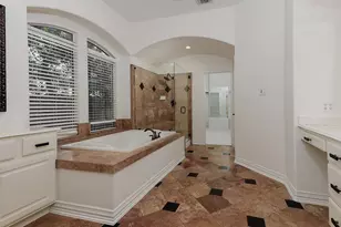 122 Lansdowne, The Woodlands, TX 77382 - Photo 16