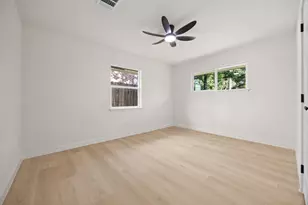 5655 Edith St, Houston, TX 77081 - Photo 26