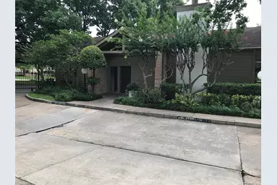 10049 Westpark Drive #107, Houston, TX 77042 - Photo 12