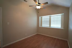 133 Cotton Dr, Lake Jackson, TX 77566 - Photo 32