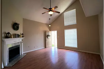133 Cotton Drive, Lake Jackson, TX 77566 - Photo 10