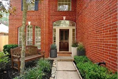 819 Fairpark Lane, Sugar Land, TX 77479 - Photo 2