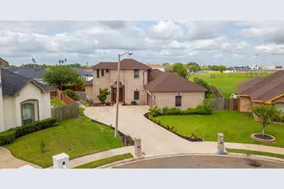 3823 Aspen Drive, Edinburg, TX 78542 - Photo 2