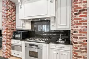 67 W Ambassador Bend, The Woodlands, TX 77382 - Photo 14