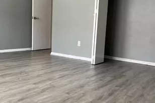 10909 Glenwolde Dr, Houston, TX 77099 - Photo 4