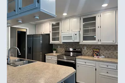 10909 Glenwolde Drive #909, Houston, TX 77099 - Photo 12
