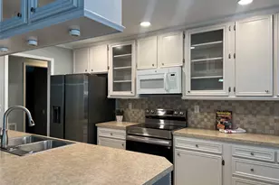 10909 Glenwolde Dr, Houston, TX 77099 - Photo 12