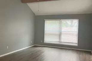 10909 Glenwolde Dr, Houston, TX 77099 - Photo 14